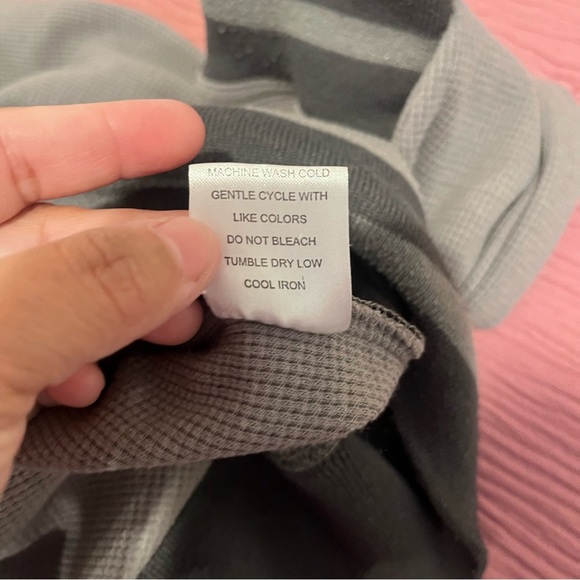 NFL Pro Line Gray Hoodie Carolina Panthers - Picture 6 of 8